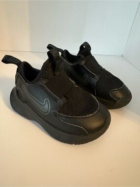 Nike Flex Runner 3 Sneakers Toddler Boys Size 5 / 5c